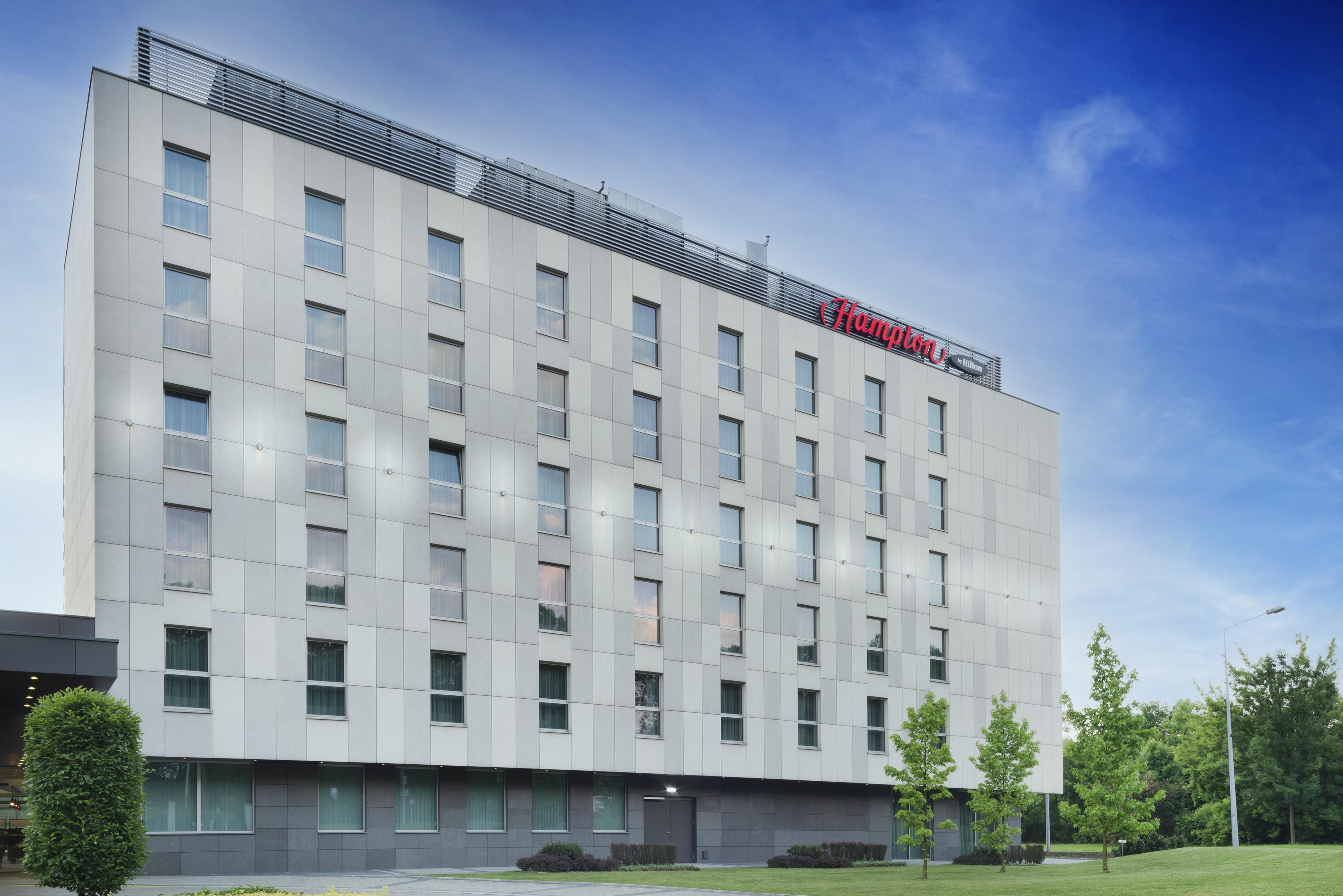 Hampton By Hilton Krakow Hotel Buitenkant foto